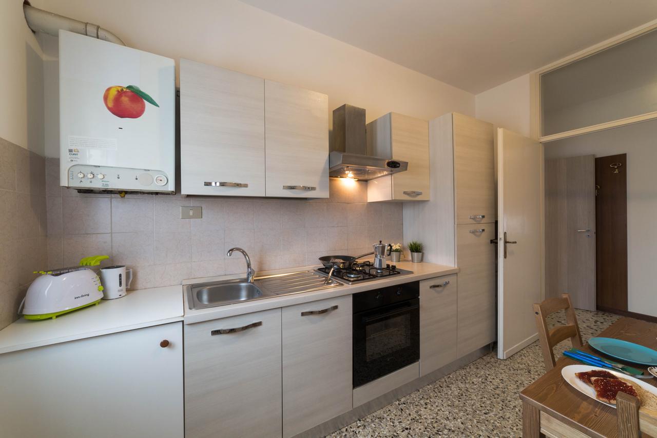 Isa Sirmione Apartments Luaran gambar