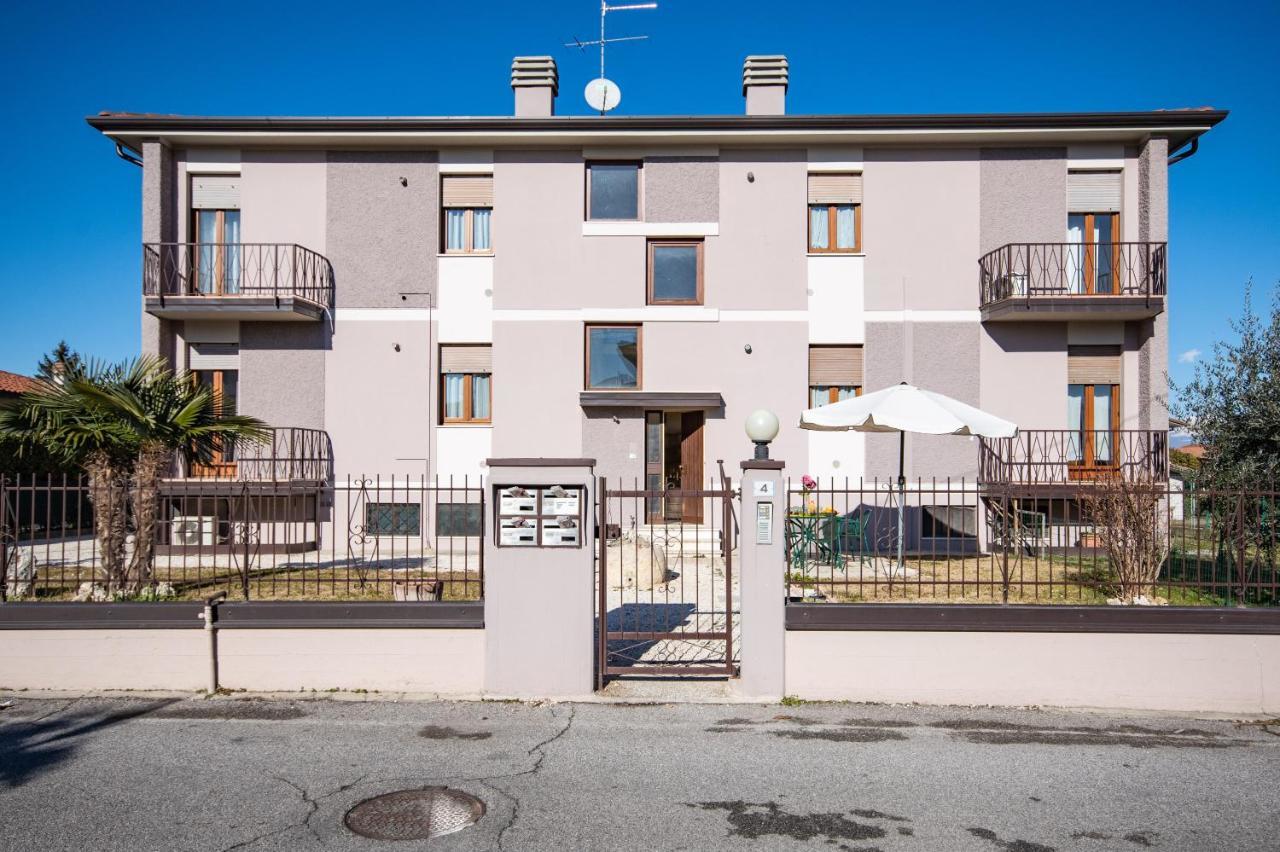 Isa Sirmione Apartments Luaran gambar